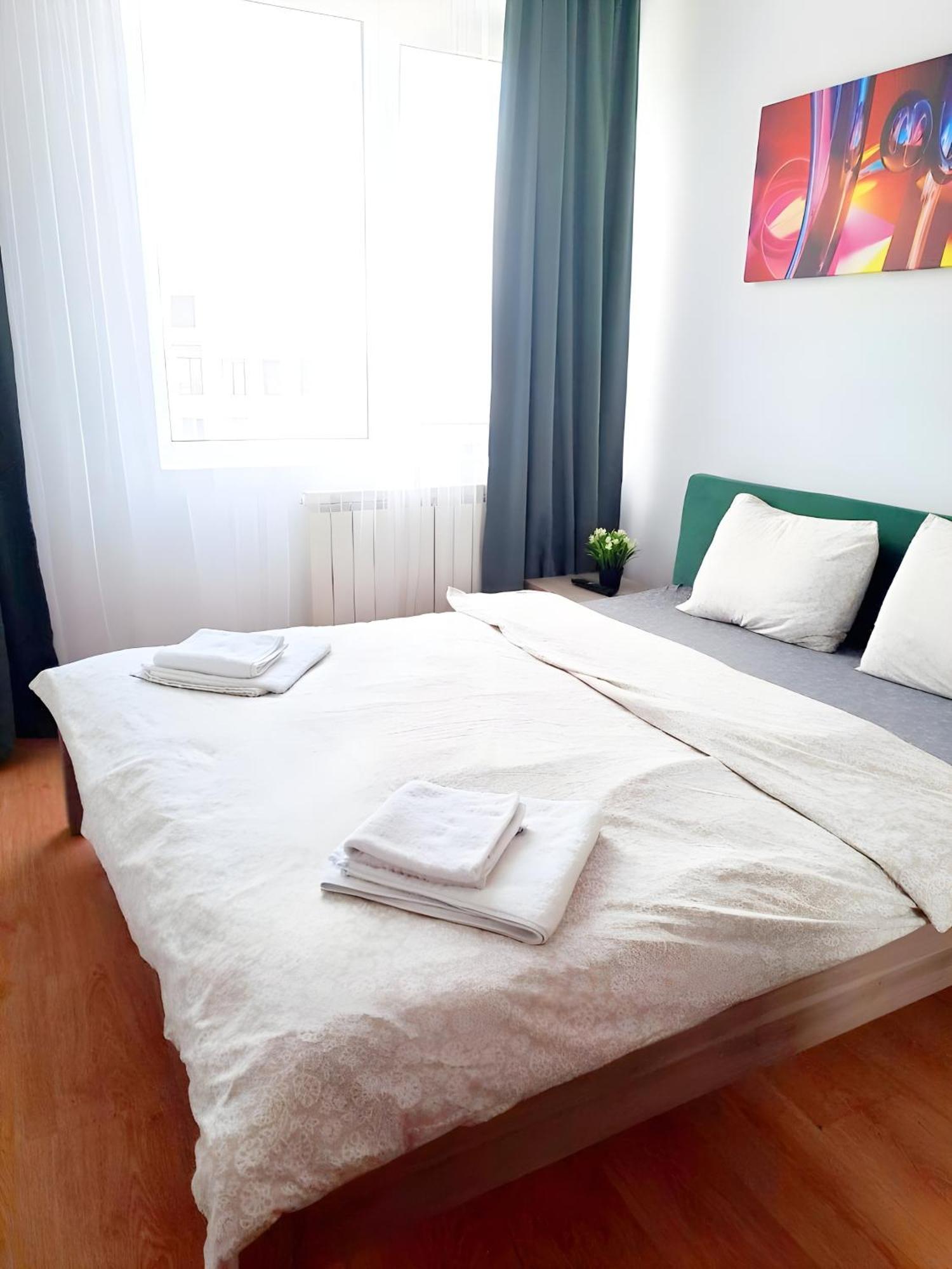 Enchanting Retreat - Historic Old Town - Pet-Friendly Haven - Steps From Unirii Бухарест Экстерьер фото